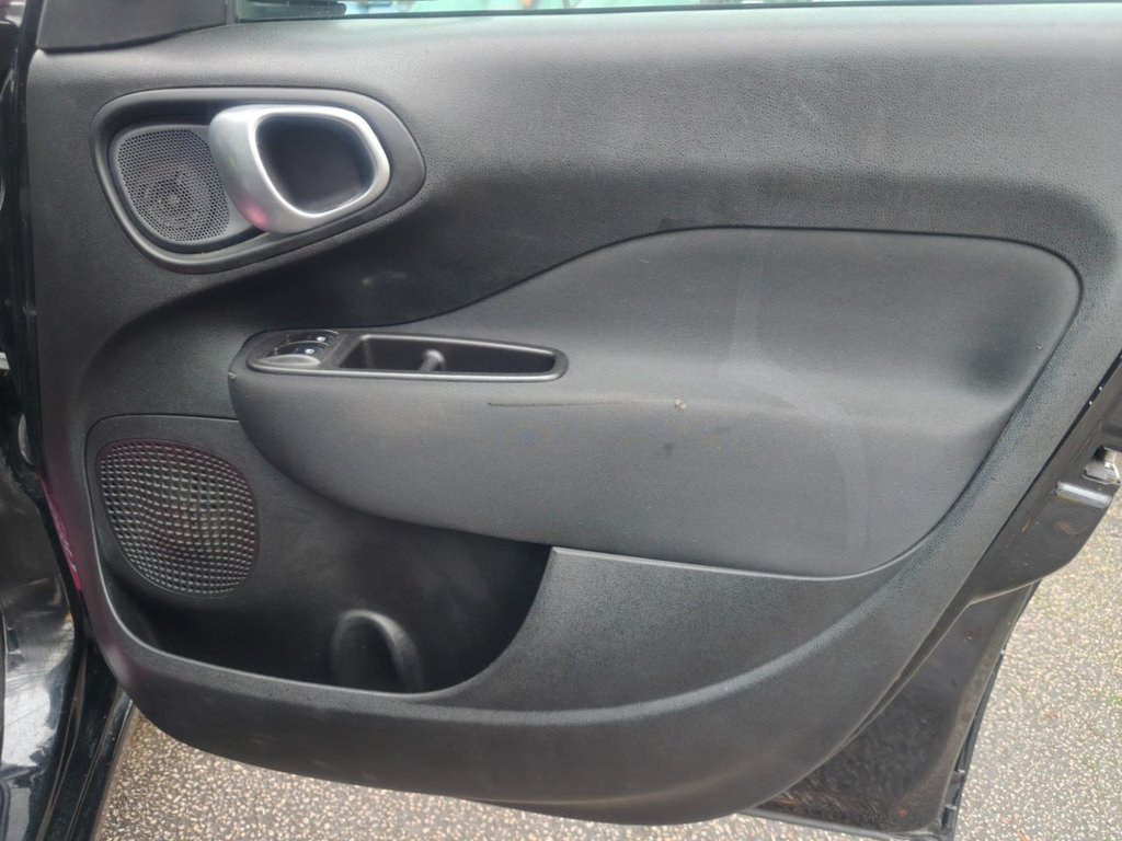 Used Fiat 500L 2017 for sale - 76670689: Photo 33