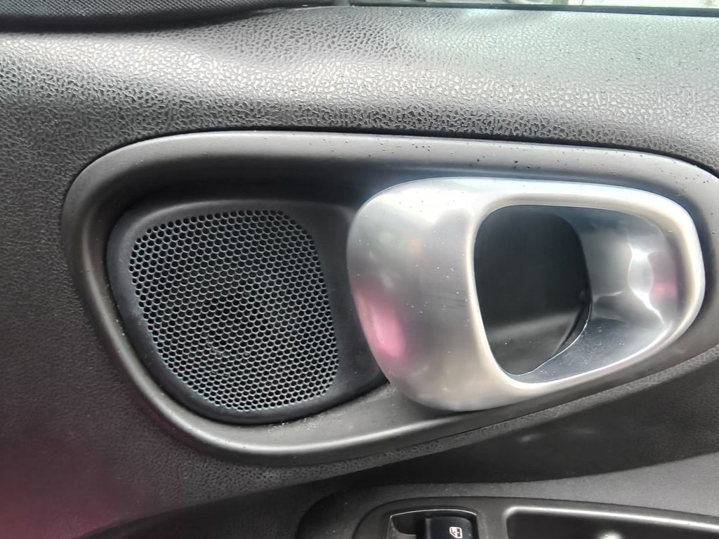 Used Fiat 500L 2017 for sale - 76670689: Photo 36