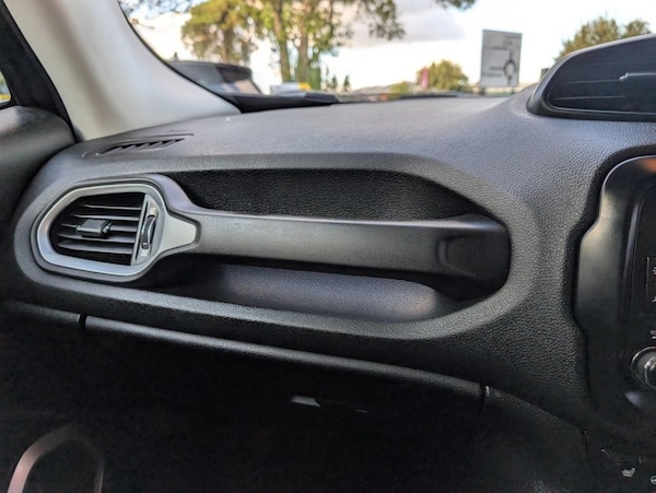 Used Jeep Renegade 2017 for sale - 75709539: Photo 30