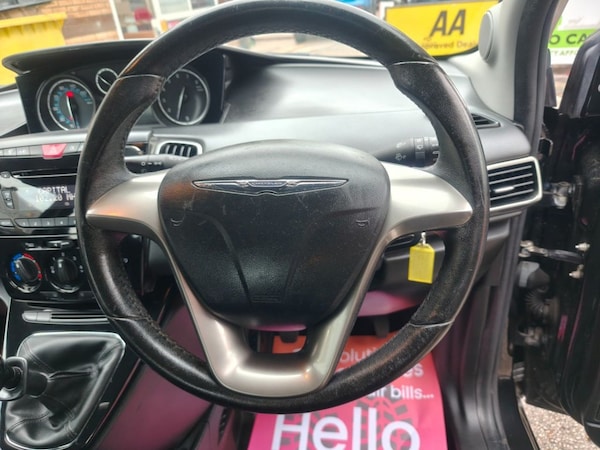 Used Chrysler Ypsilon 2013 for sale - 76297043: Photo 16