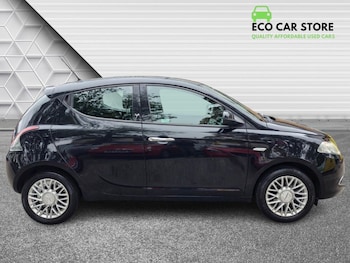 Used Chrysler Ypsilon 2013 for sale - 76297043: Photo 3