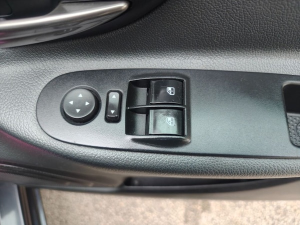 Used Chrysler Ypsilon 2013 for sale - 76297043: Photo 44