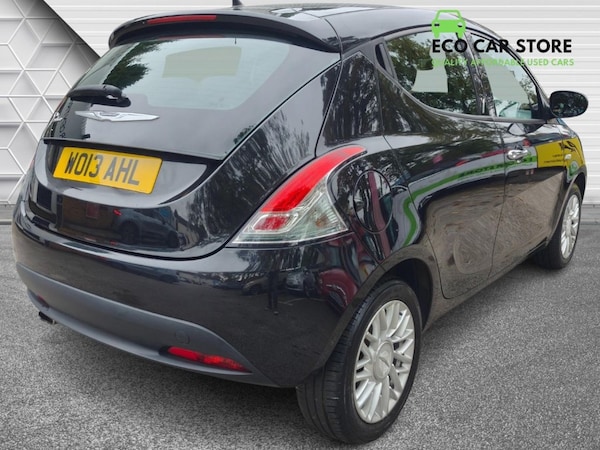 Used Chrysler Ypsilon 2013 for sale - 76297043: Photo 5