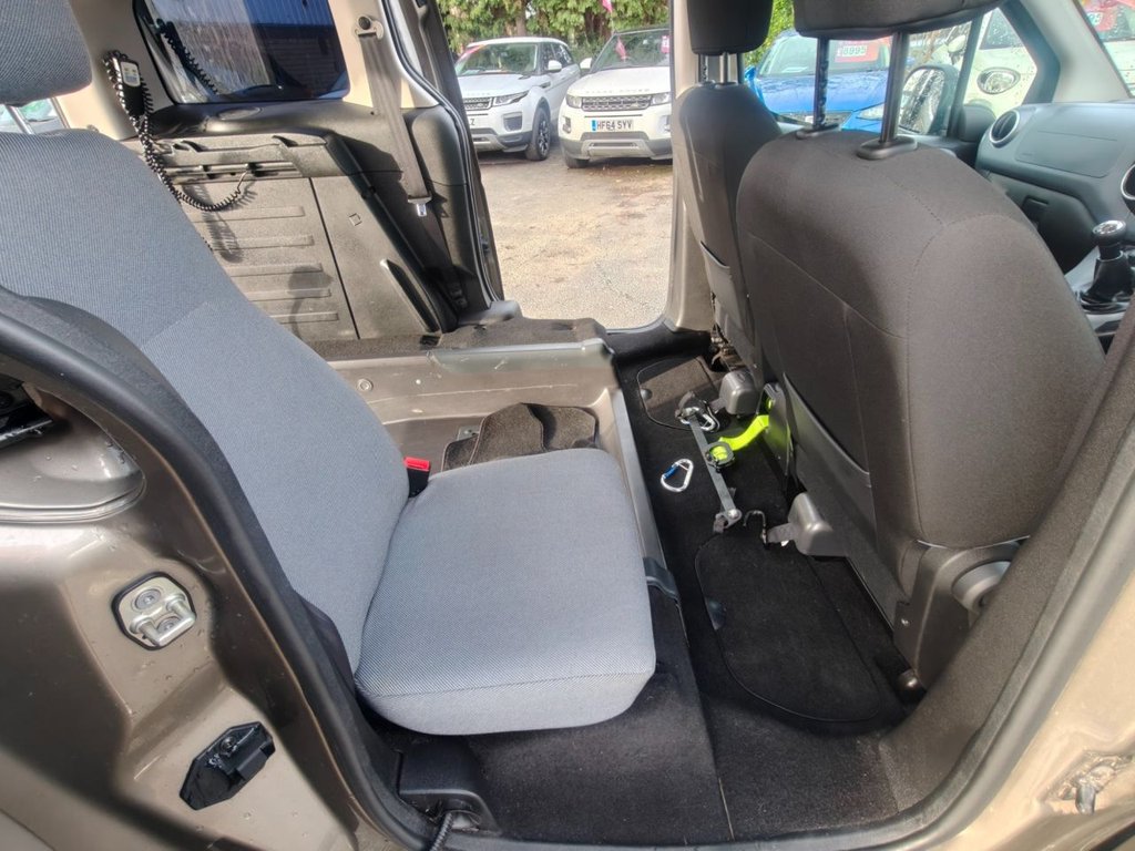 Used Peugeot Partner Tepee 2014 for sale - 76966312: Photo 18