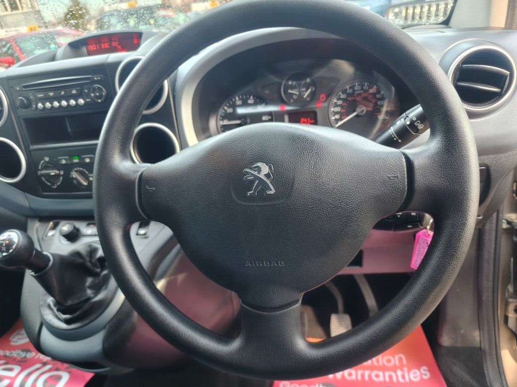 Used Peugeot Partner Tepee 2014 for sale - 76966312: Photo 25