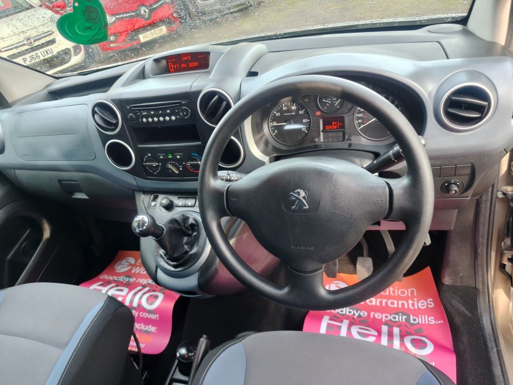 Used Peugeot Partner Tepee 2014 for sale - 76966312: Photo 26