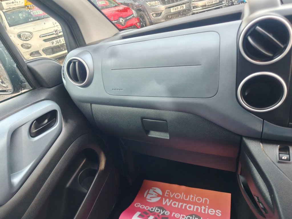 Used Peugeot Partner Tepee 2014 for sale - 76966312: Photo 28