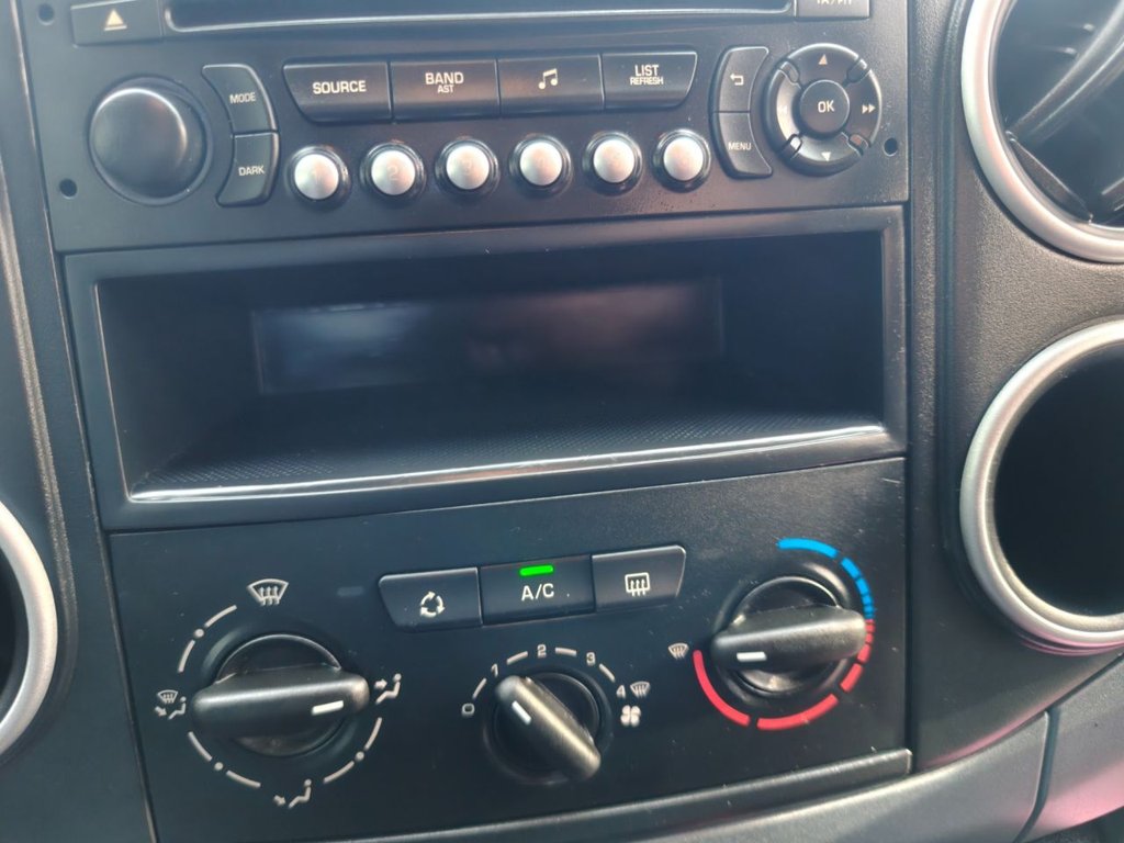 Used Peugeot Partner Tepee 2014 for sale - 76966312: Photo 43