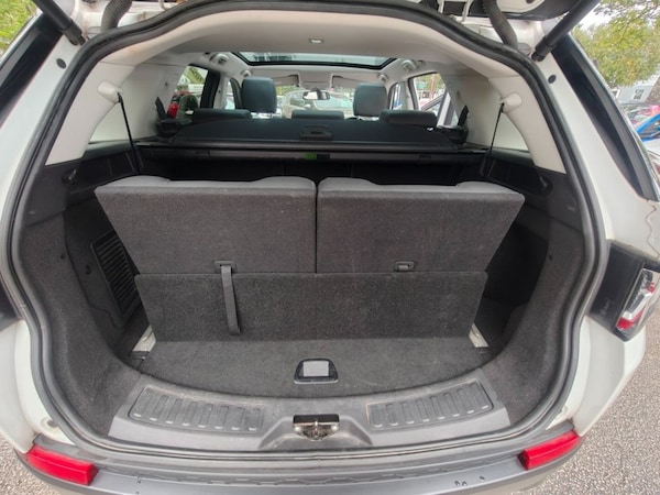 Used Land Rover Discovery Sport 2015 for sale - 76139849: Photo 14