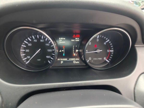 Used Land Rover Discovery Sport 2015 for sale - 76139849: Photo 17