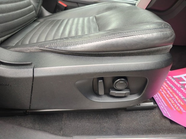 Used Land Rover Discovery Sport 2015 for sale - 76139849: Photo 22