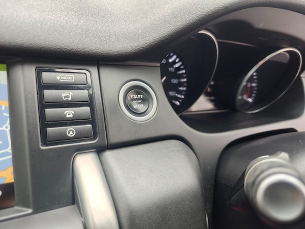 Used Land Rover Discovery Sport 2015 for sale - 76139849: Photo 41