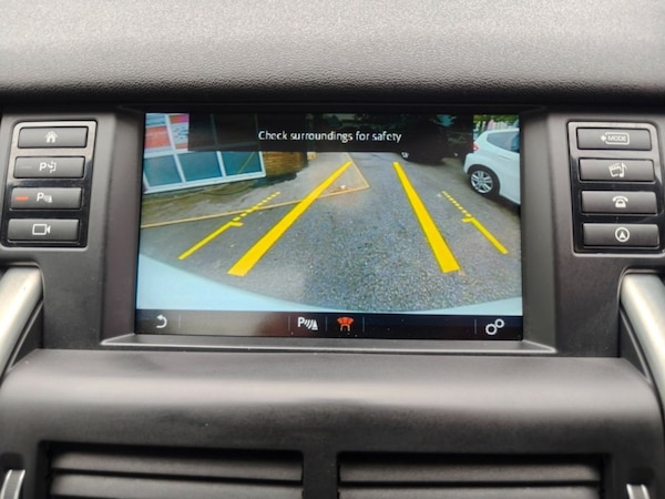 Used Land Rover Discovery Sport 2015 for sale - 76139849: Photo 50