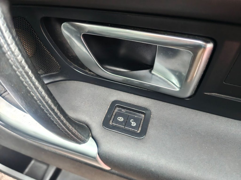 Used Land Rover Discovery Sport 2015 for sale - 78097205: Photo 36