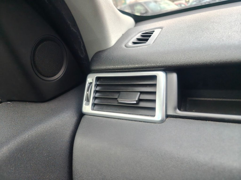 Used Land Rover Discovery Sport 2015 for sale - 78097205: Photo 42