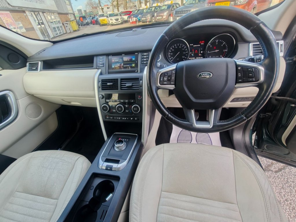 Used Land Rover Discovery Sport 2015 for sale - 78074274: Photo 11