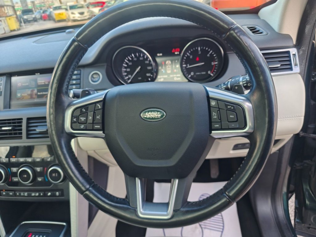 Used Land Rover Discovery Sport 2015 for sale - 78074274: Photo 13