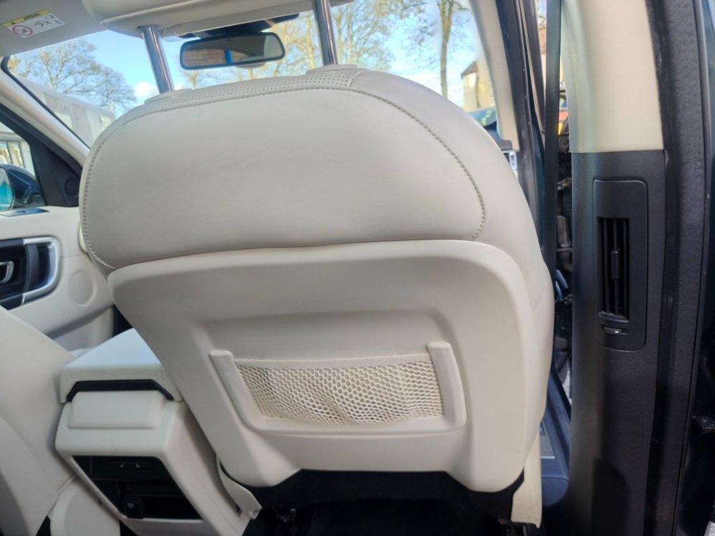 Used Land Rover Discovery Sport 2015 for sale - 78074274: Photo 22