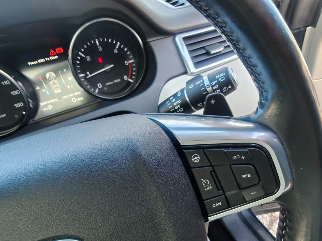 Used Land Rover Discovery Sport 2015 for sale - 78074274: Photo 40