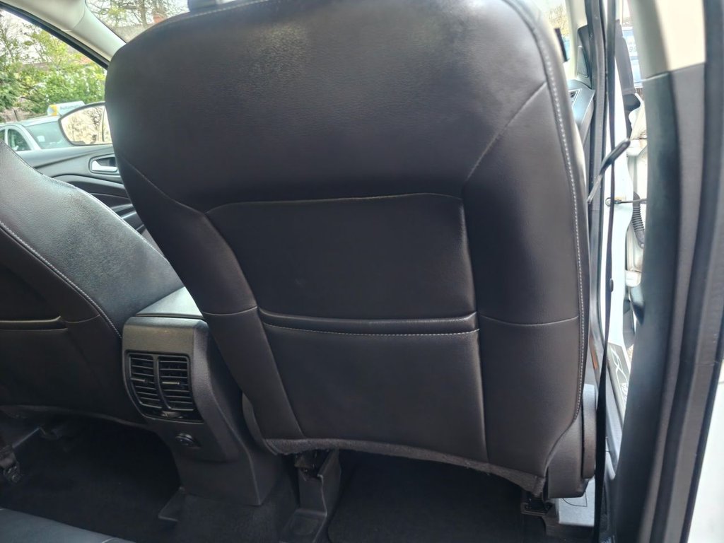 Used Ford Kuga 2014 for sale - 77770982: Photo 32