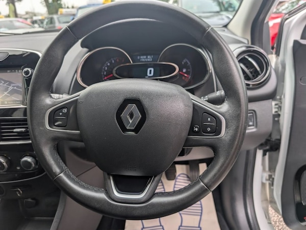 Used Renault Clio 2017 for sale - 75554053: Photo 11