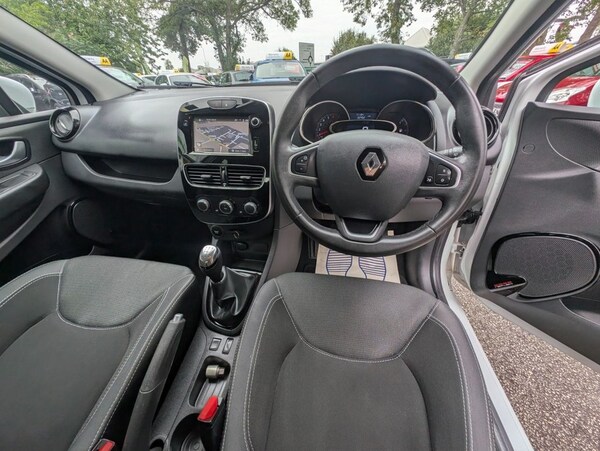 Used Renault Clio 2017 for sale - 75554053: Photo 13
