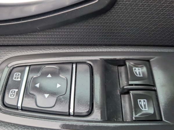Used Renault Clio 2017 for sale - 75554053: Photo 45