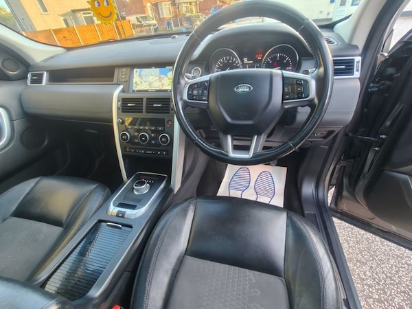 Used Land Rover Discovery Sport 2015 for sale - 76210202: Photo 11