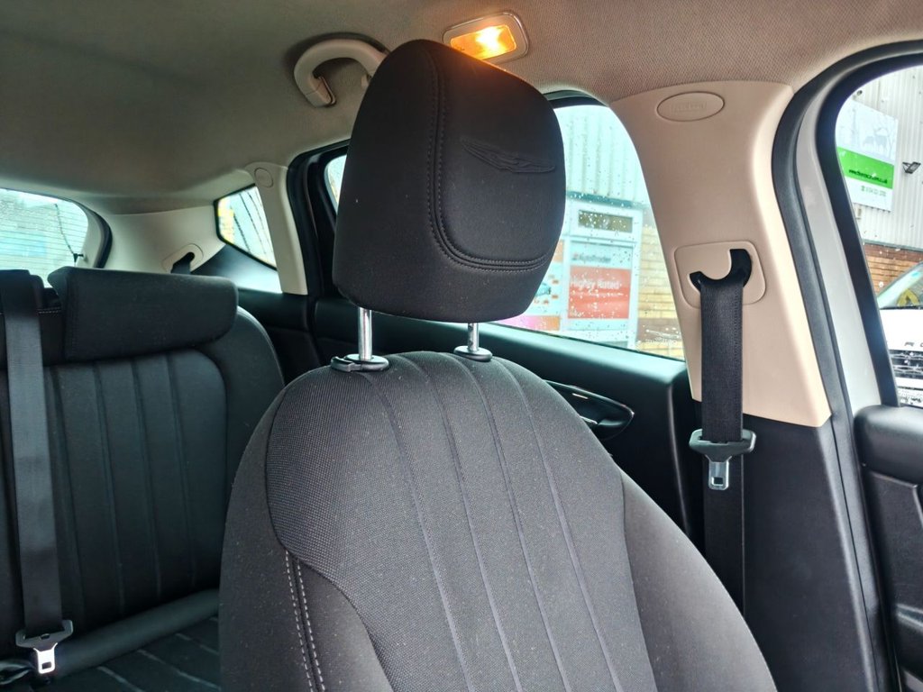 Used Chrysler Delta 2012 for sale - 77188221: Photo 29