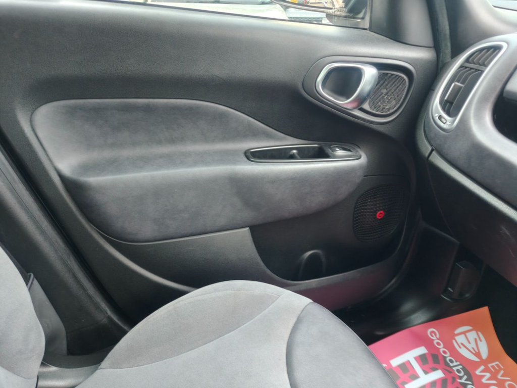 Used Fiat 500L 2013 for sale - 77199860: Photo 21