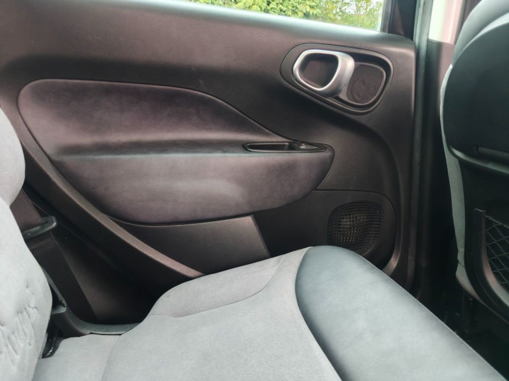 Used Fiat 500L 2013 for sale - 77199860: Photo 32