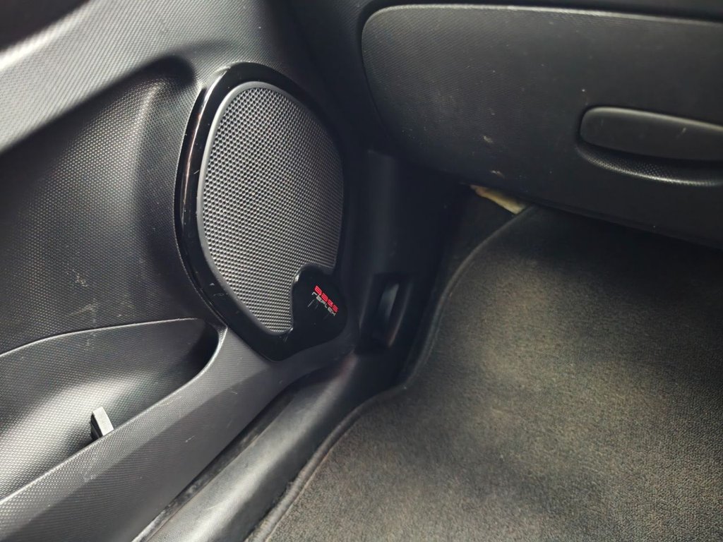 Used Renault Clio 2015 for sale - 77667055: Photo 47