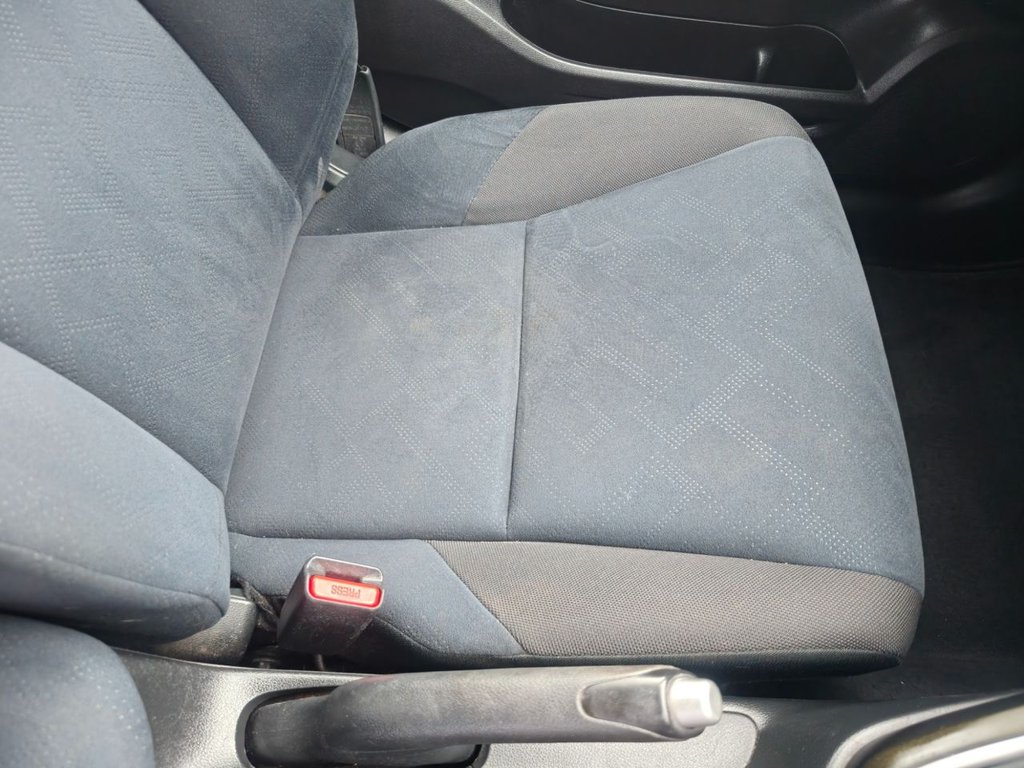 Used Honda Civic 2013 for sale - 77884989: Photo 29