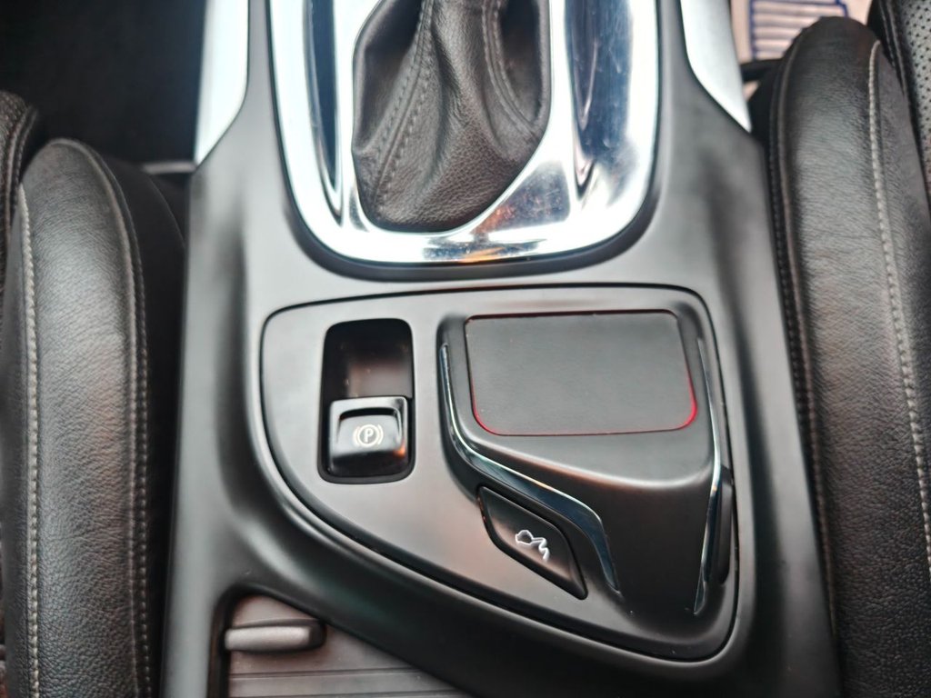 Used Vauxhall Insignia 2015 for sale - 76724909: Photo 40