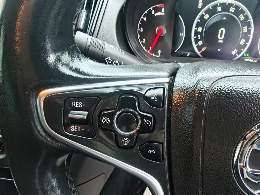 Used Vauxhall Insignia 2015 for sale - 76724909: Photo 44