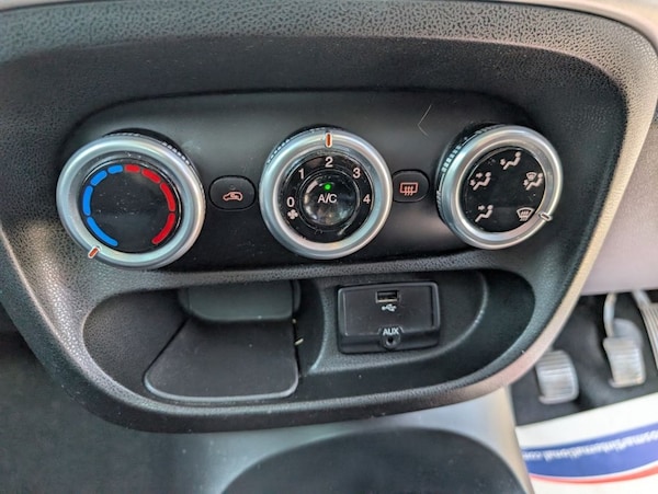 Used Fiat 500L 2014 for sale - 74318722: Photo 39