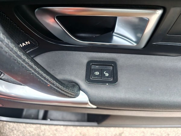 Used Land Rover Discovery Sport 2016 for sale - 76139895: Photo 36
