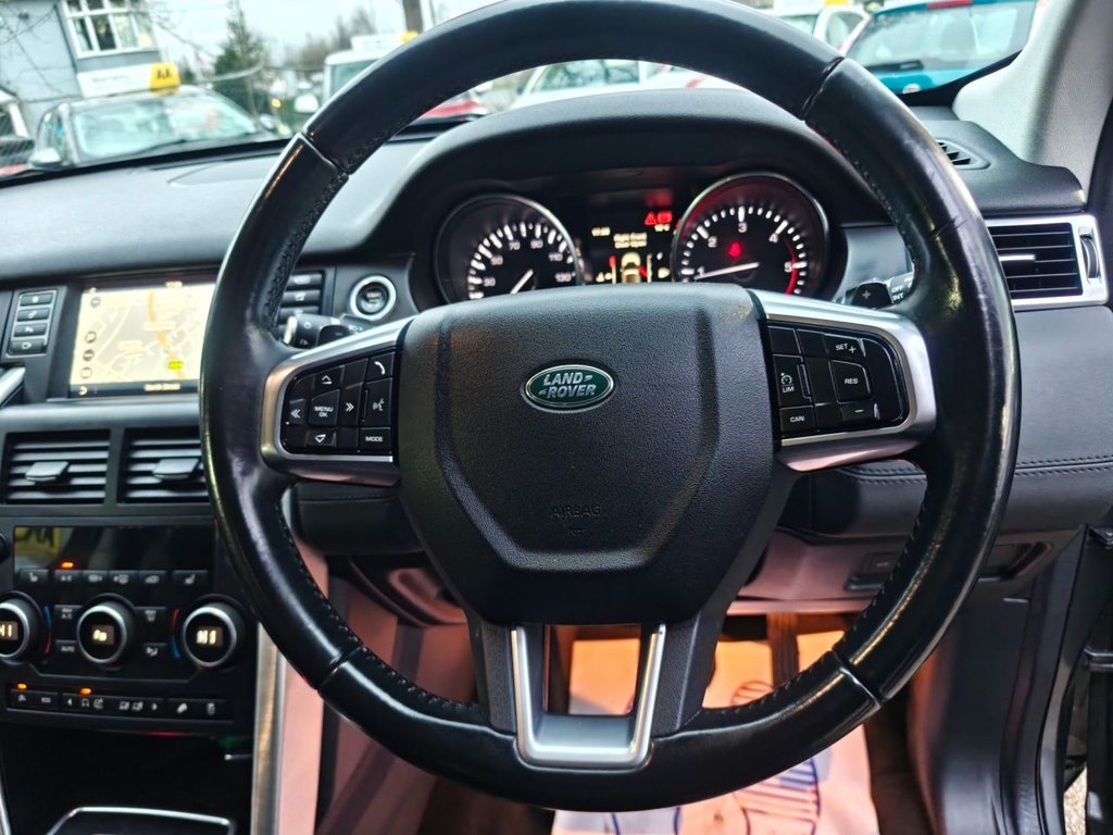 Used Land Rover Discovery Sport 2015 for sale - 77725707: Photo 14