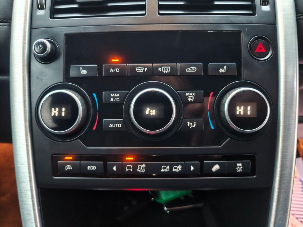 Used Land Rover Discovery Sport 2015 for sale - 77725707: Photo 31