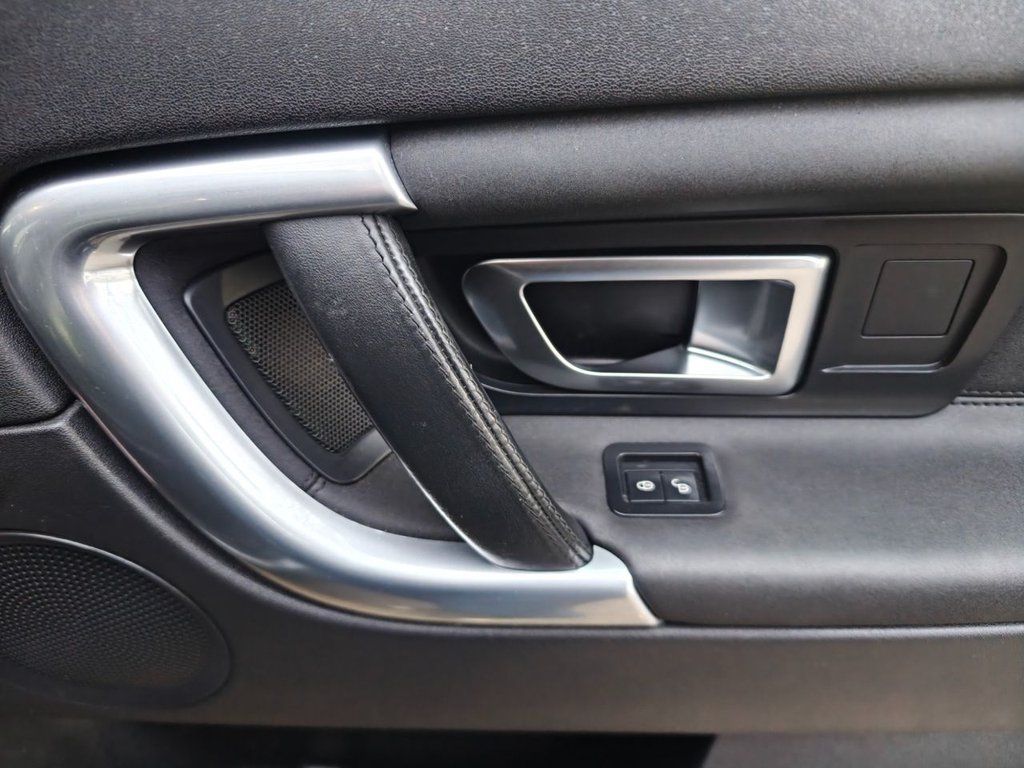 Used Land Rover Discovery Sport 2015 for sale - 77725707: Photo 34