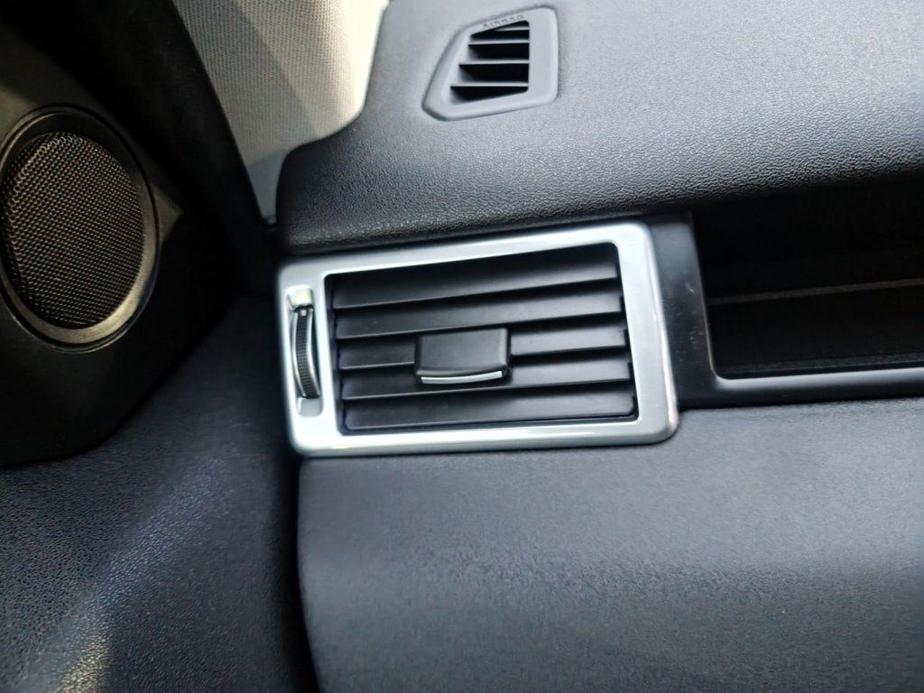 Used Land Rover Discovery Sport 2015 for sale - 77725707: Photo 40