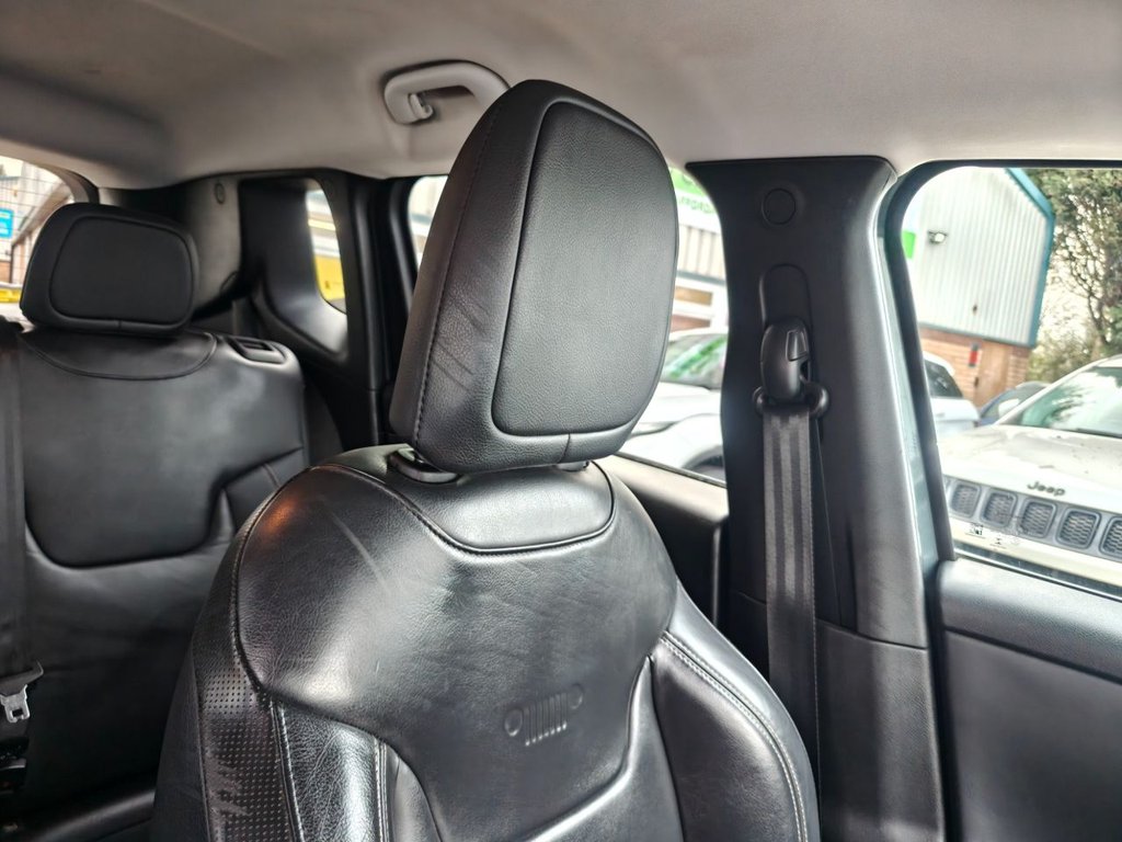 Used Jeep Renegade 2015 for sale - 78117476: Photo 29