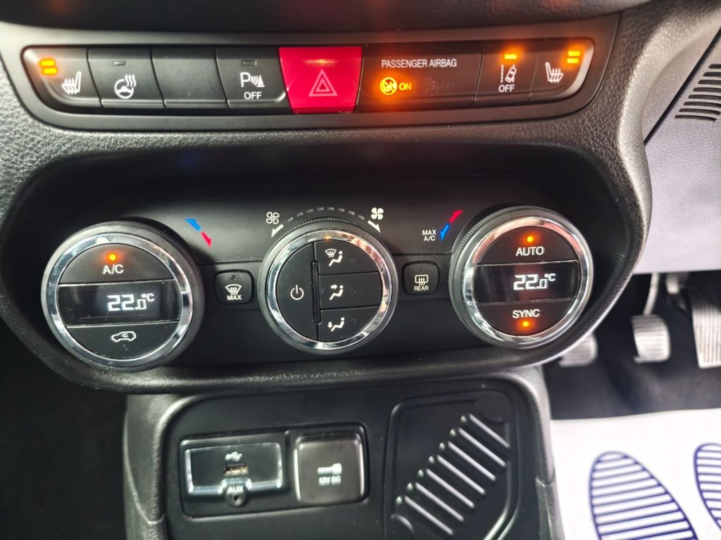 Used Jeep Renegade 2015 for sale - 78117476: Photo 50