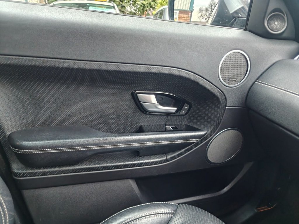 Used Land Rover Range Rover Evoque 2015 for sale - 78117572: Photo 33