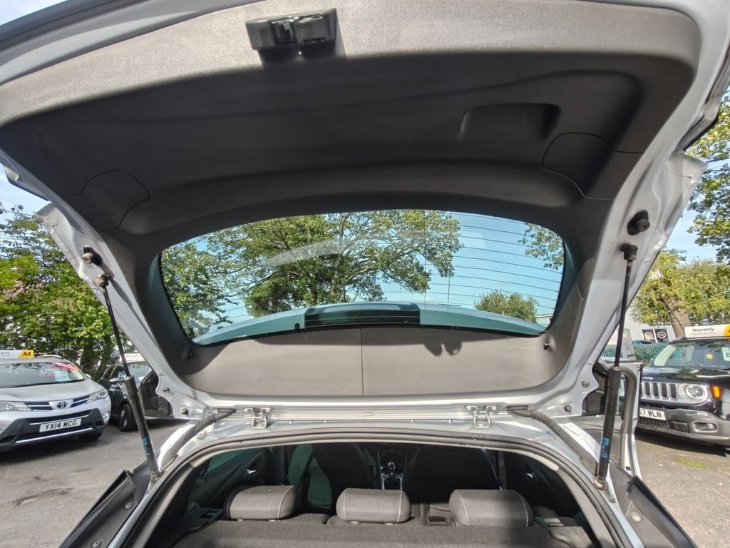 Used Vauxhall Astra 2019 for sale - 76768080: Photo 16