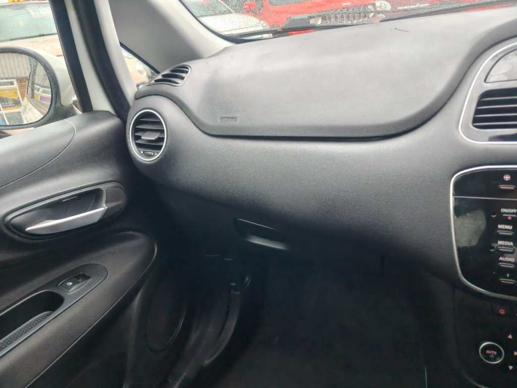 Used Fiat Punto 2013 for sale - 77849974: Photo 19