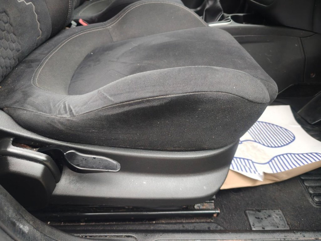 Used Fiat Punto 2013 for sale - 77849974: Photo 27