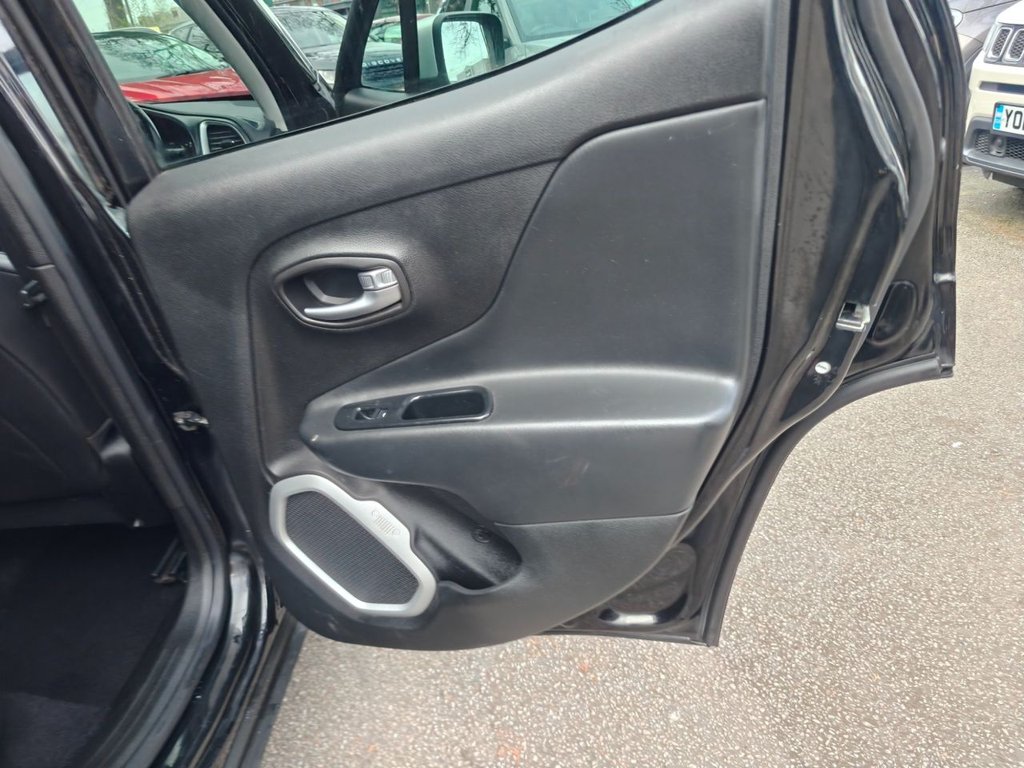 Used Jeep Renegade 2017 for sale - 78117537: Photo 40