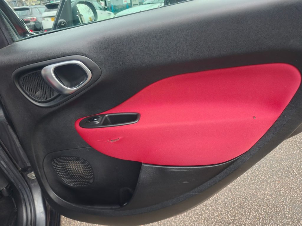 Used Fiat 500L 2013 for sale - 77608489: Photo 30