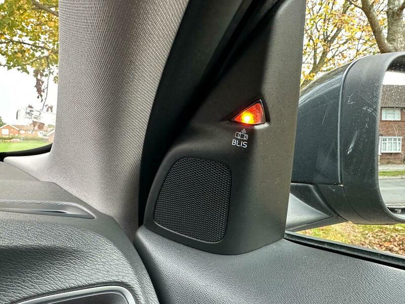 Used Volvo V60 2013 for sale - 76879486: Photo 20